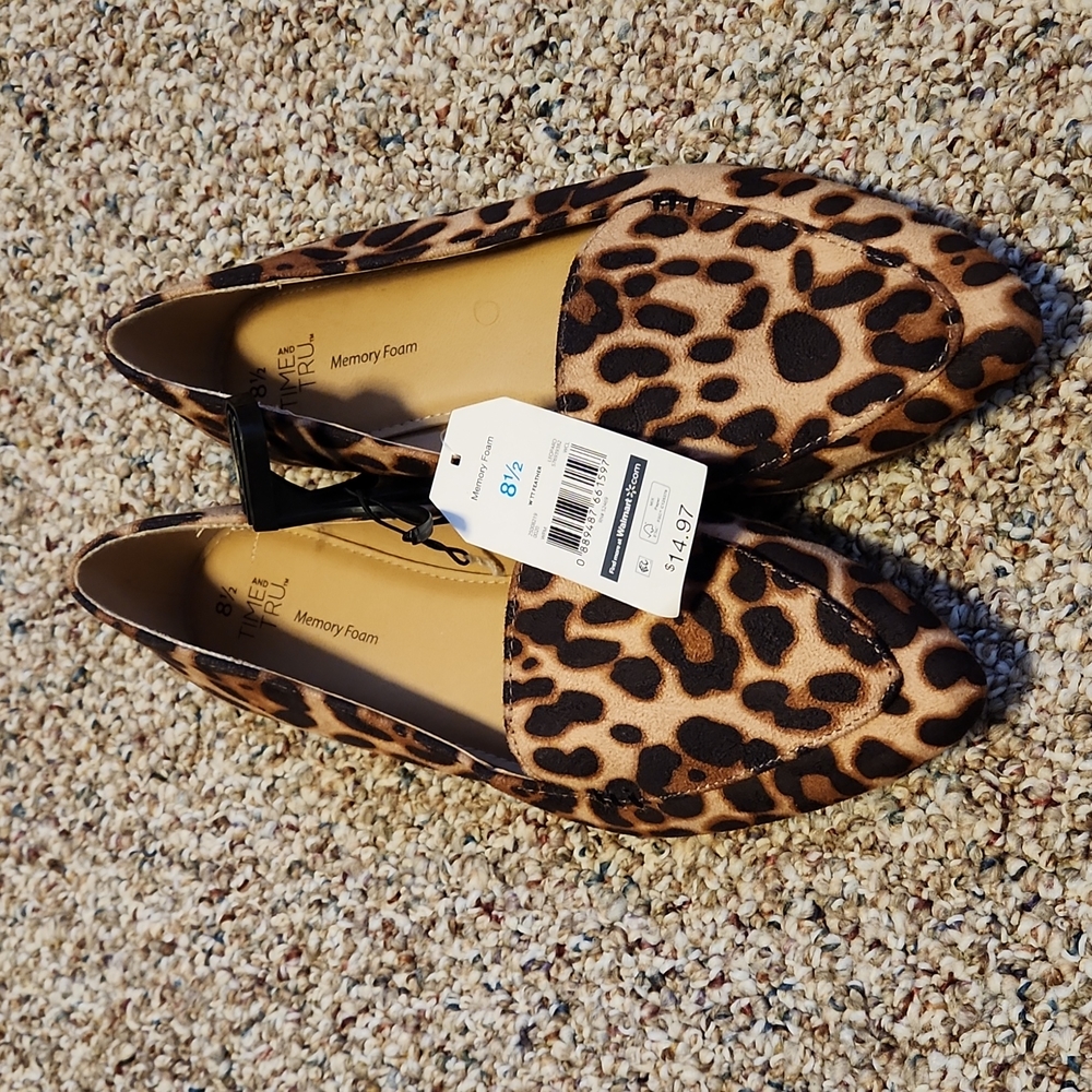 Time and Tru animal print Loafers